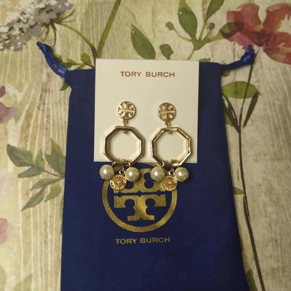 Tory burch Gold Pendants earrings